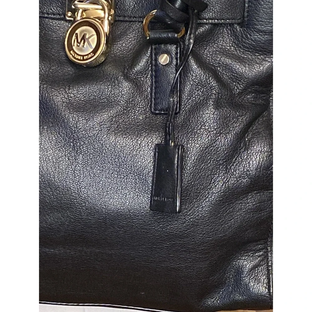 Michael Kors black leather handbag Gold Chain Handle Multi Pockets Dust bag